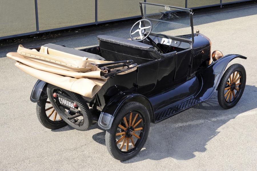  Ford Model T Torpedo Phaeton 1923 года  (фото 9 из 10)